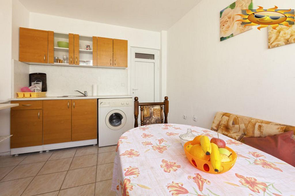 Samuil Apartments Burgas Habitación foto
